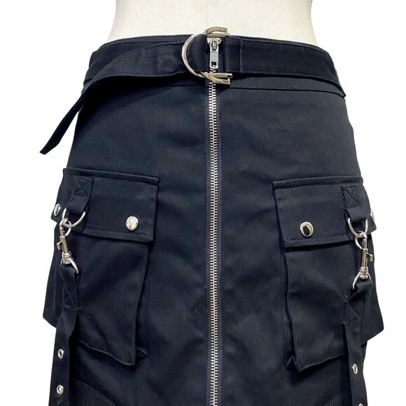 Poster Grl Emo Goth Metal Grunge Cargo Utility Zipper Strap Mini Skirt - Picture 7 of 12
